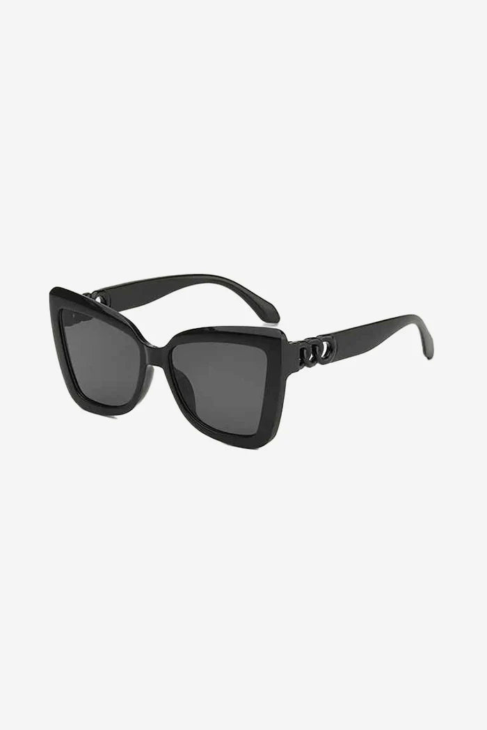 Oversized Cat-Eye Sunglasses with Interlocking Chain Temples – Black - Beige