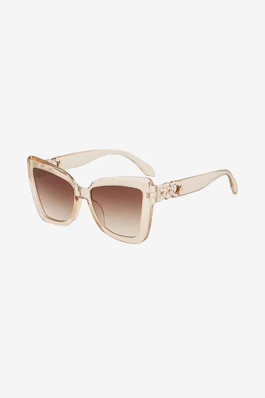 Oversized Cat-Eye Sunglasses with Interlocking Chain Temples – Black - Beige