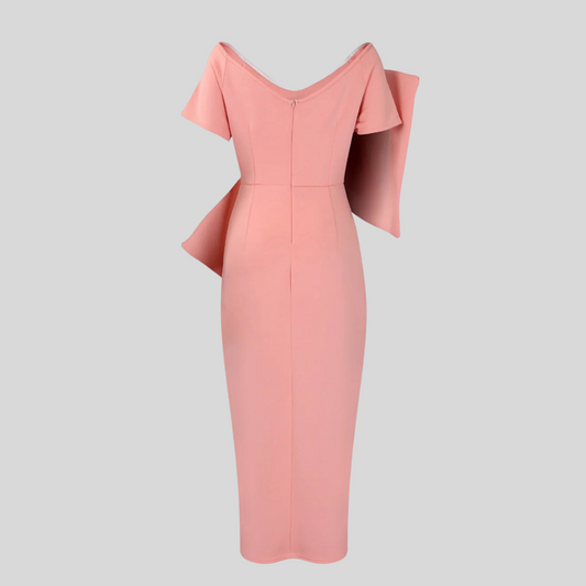 Elegant Fitted Dress With Oversized Front Bow - Peach